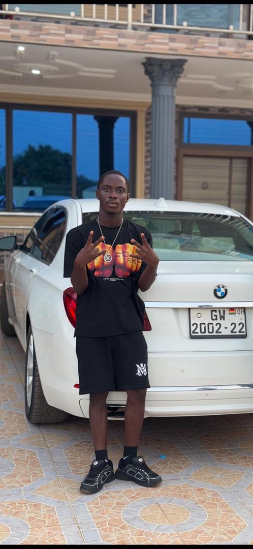 DESMOND ADEBAH MOCHIA